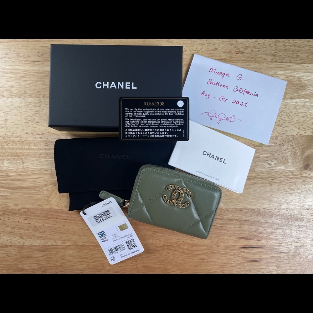 ***SOLD***  Chanel 19 Zipped Coin Purse
